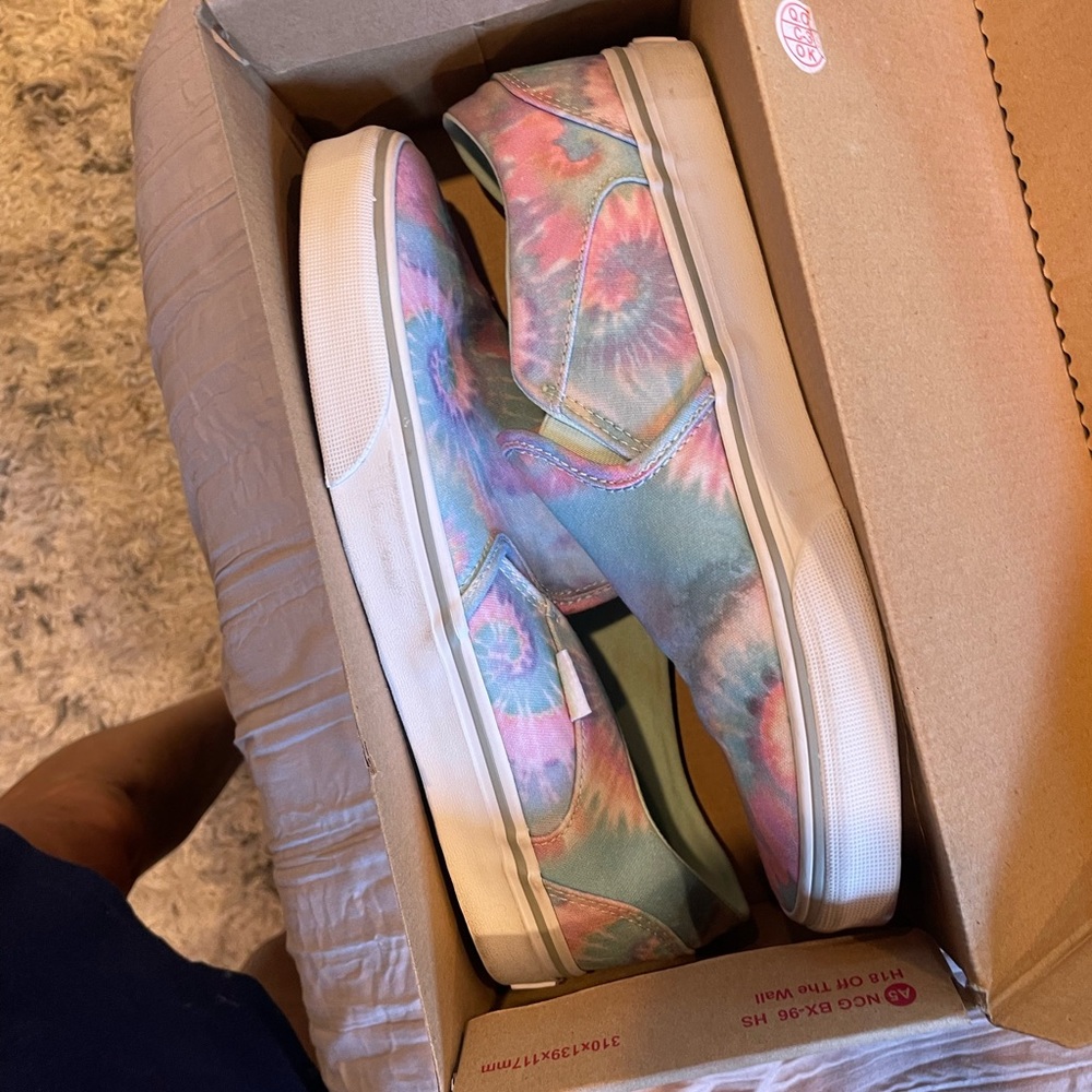 Vans tie dye loafers